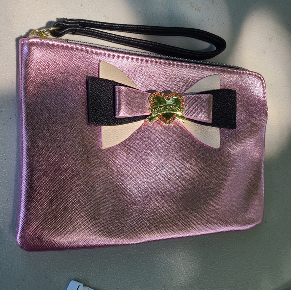 Betsey Johnson Saffiano Blush Metallic Bow Wristlet‎ Clutch Pouch zip bag - Picture 2 of 16